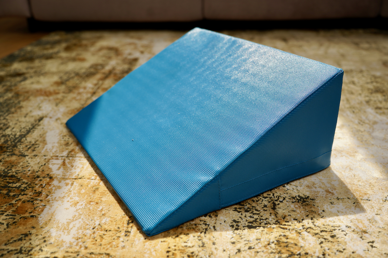 PWR Flexor Classic - nedrseča klančina za raztezanje mečnih mišic - višina 20 cm - kot klančine 26,5 stopinj - slika 16