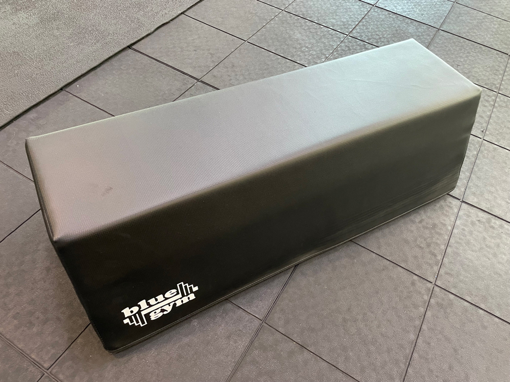 Blue Gym HIP THRUSTER / GLUTE BENCH