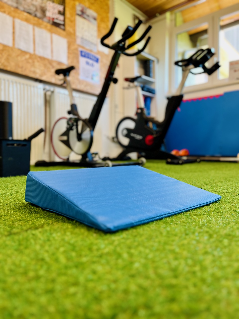 PWR Flexor Super Mini - nedrseča klančina za raztezanje mečnih mišic - višina 10 cm - kot klančine 14 stopinj