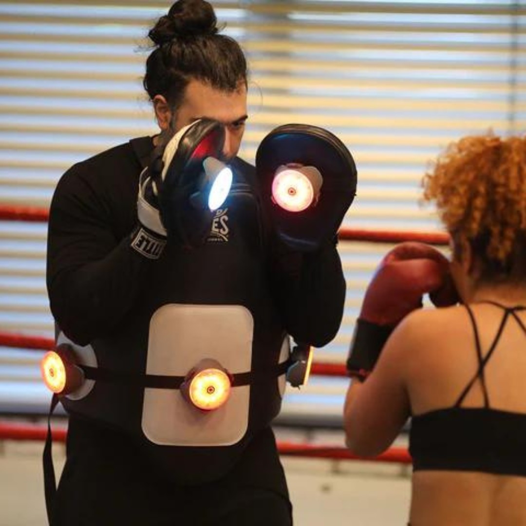 BlazePod Ultimate Trainer Bundle - pripomoček za povečanje fizičnih in kognitivnih sposobnosti