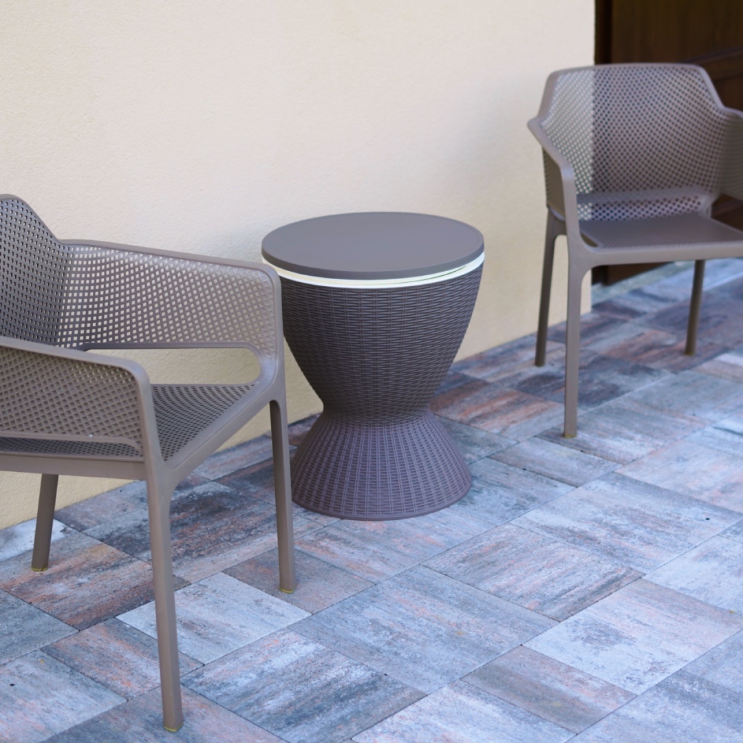 Hladilna mizica Atessa