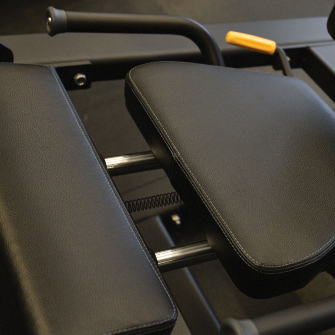 Toorx FWX-4800 Leg Extension – Plate Loaded - pol-profesionalna fitnes naprava za izteg nog