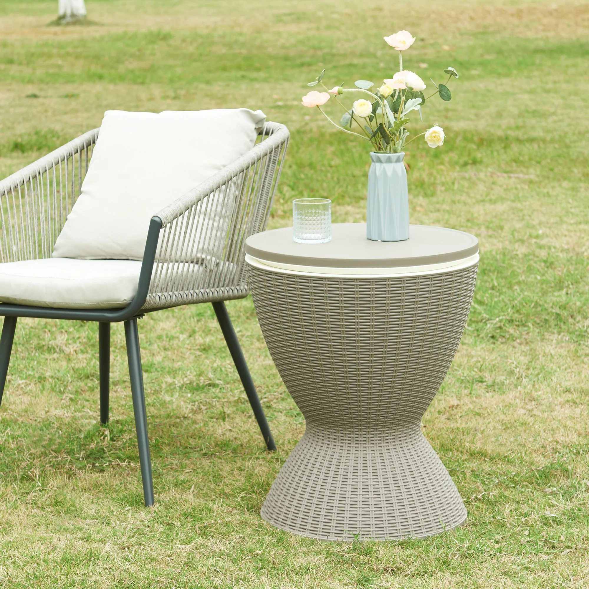 Hladilna mizica Atessa