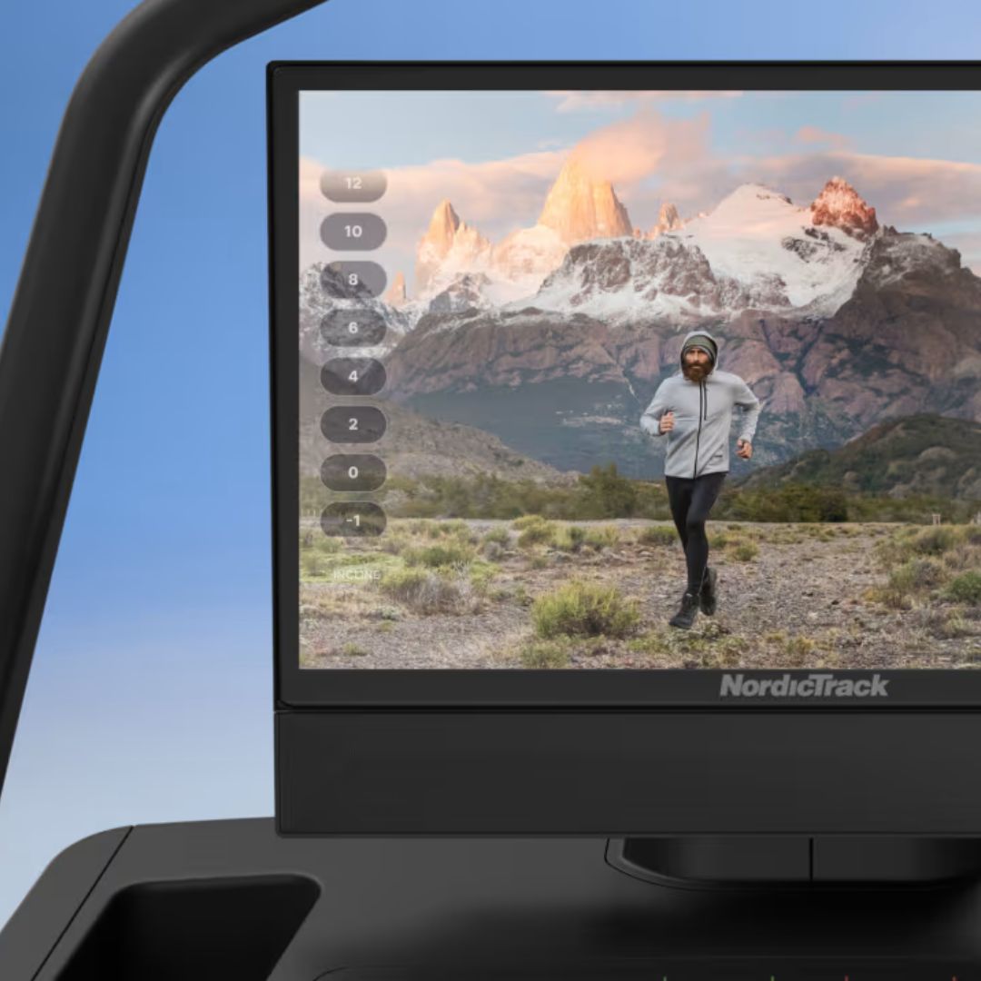 NordicTrack X16 Treadmill - tekalna steza - 4,25 CHP - od -3% do 40% naklona - 16″ HD zaslon na dotik - možnost uporabe aplikacije iFit