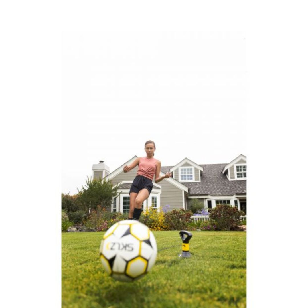 SKLZ Pass Around - pripomoček za trening podaj v nogometu - Postanite virtuoz nogometnih podaj!