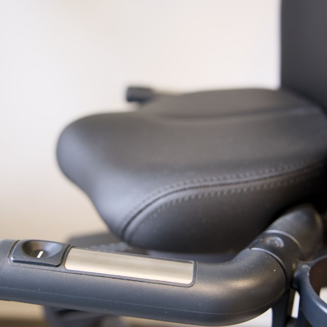 Technogym Recline Personal sobno kolo v uporabi, Technogym Recline Personal zaslon na dotik, Technogym Recline Personal tehnične specifikacije