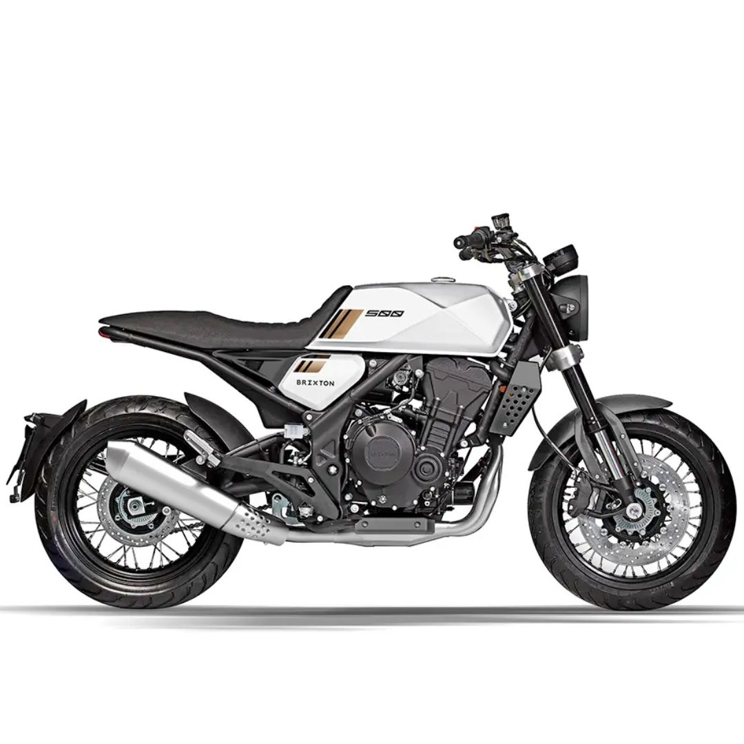 Brixton Crossfire 500 – Bullet Silver, stranski pogled na letališki stezi