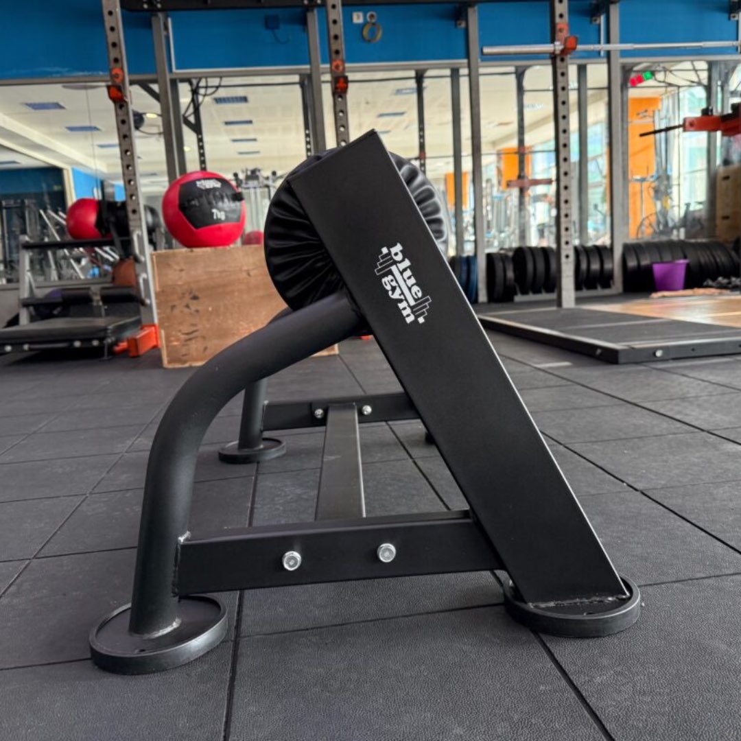 Stojalo za bolgarske počepe.