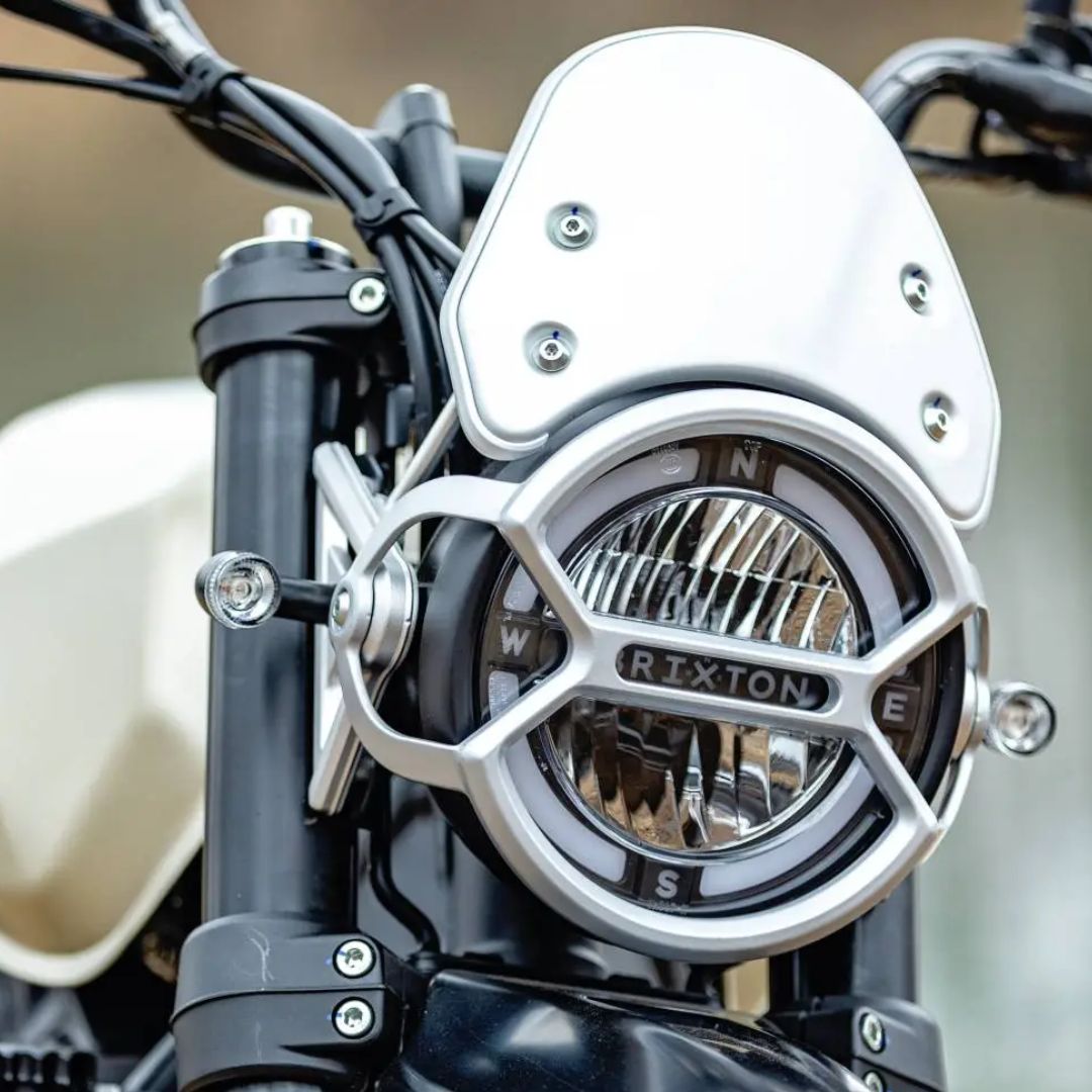 Nastavljivo KYB vzmetenje na Crossfire 500 XC, pripravljeno za terenske izzive