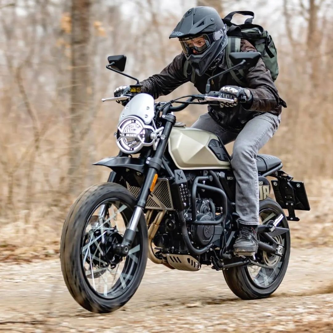 Nastavljivo KYB vzmetenje na Crossfire 500 XC, pripravljeno za terenske izzive