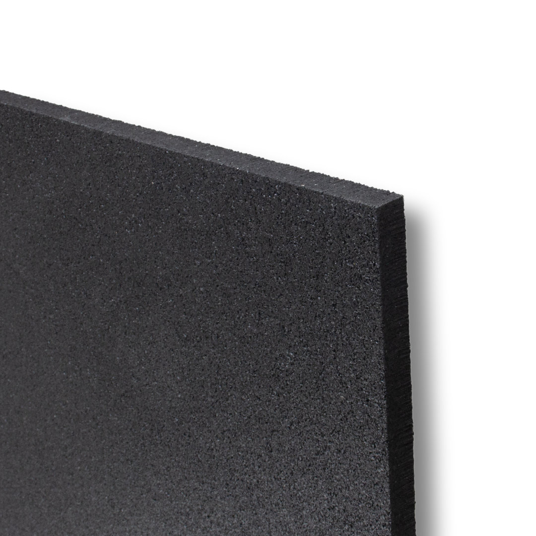 Gumirana fitnes plošča 15 ali 10 mm – črna, trpežna podlaga za vadbo in zaščito tal