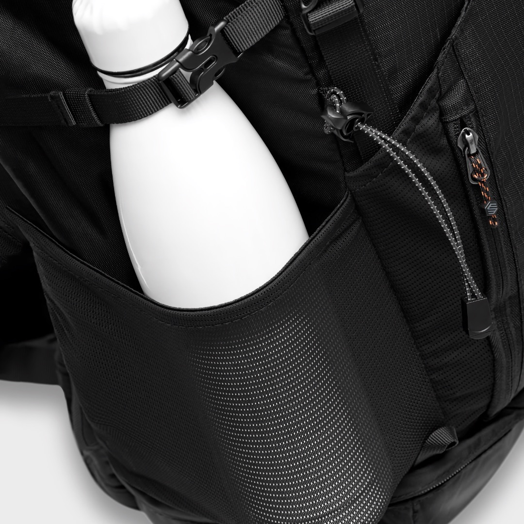 Weddell 35 Black pohodniški nahrbtnik – 35L črn nahrbtnik za pohodnike z vodoodporno prevleko