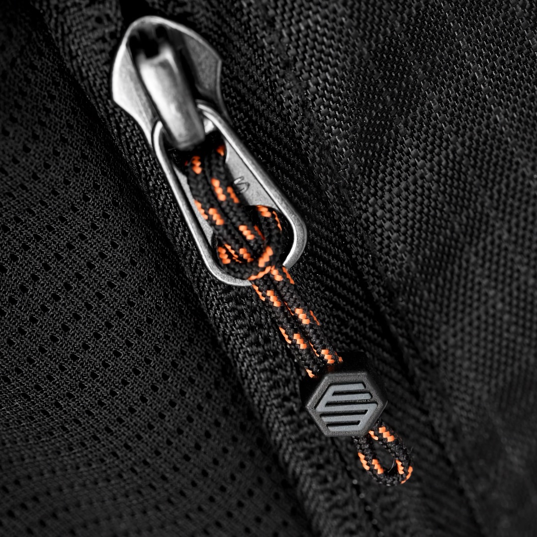 Weddell 35 Black pohodniški nahrbtnik – 35L črn nahrbtnik za pohodnike z vodoodporno prevleko