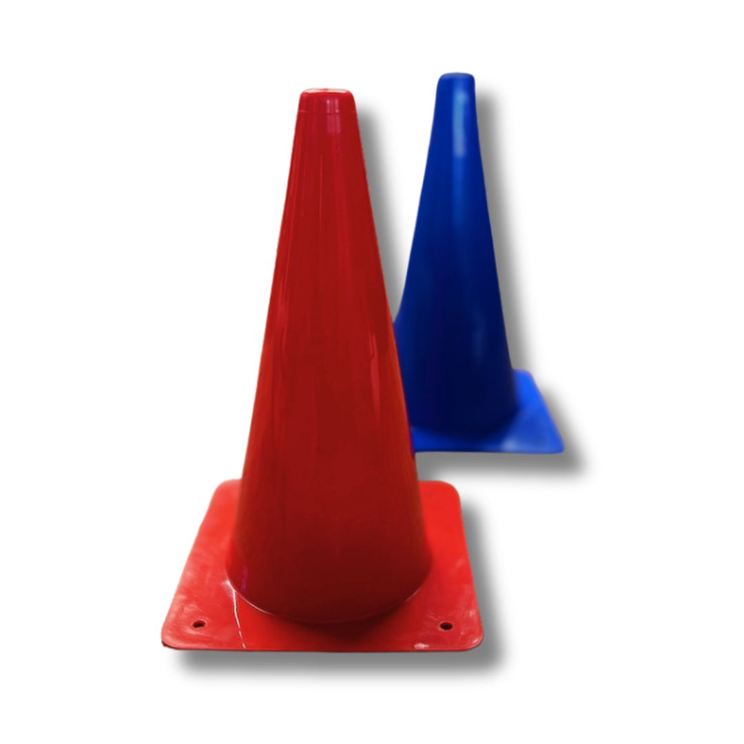 Stožci za vadbo 32 cm – modri in rdeči plastični stožci s kvadratno podlago