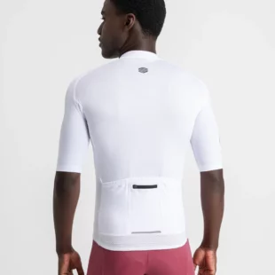 SIROKO M2 Loud moška kolesarska majica, zasnovana za izjemno udobje, zračnost in prepoznaven stil na cesti