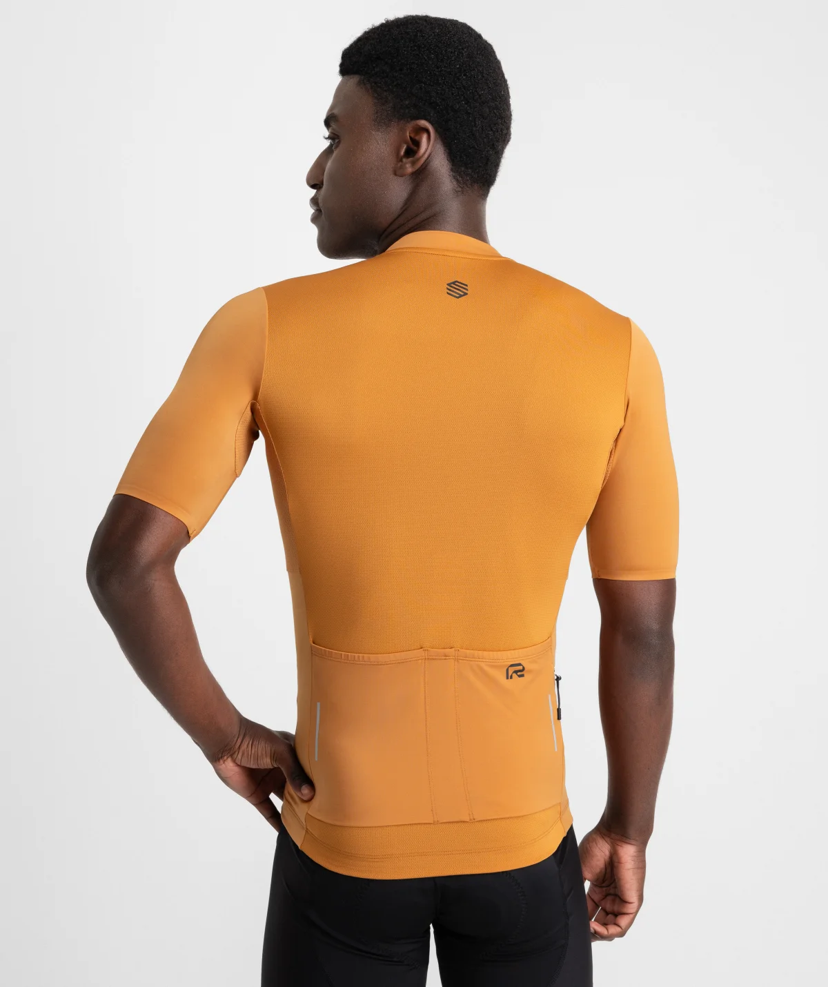 SIROKO M6R Apricot moška kolesarska majica iz recikliranih tkanin, kratkih rokavov, za trajnostno in zmogljivo kolesarjenje