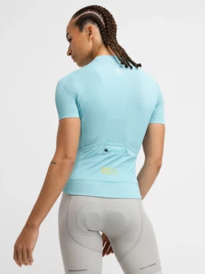 SIROKO M8 Habitat ženska kolesarska mrežasta majica 1 SIROKO M8 Habitat ženska kolesarska mrežasta majica, zasnovana za maksimalno zračnost in udobje v vročih pogojih