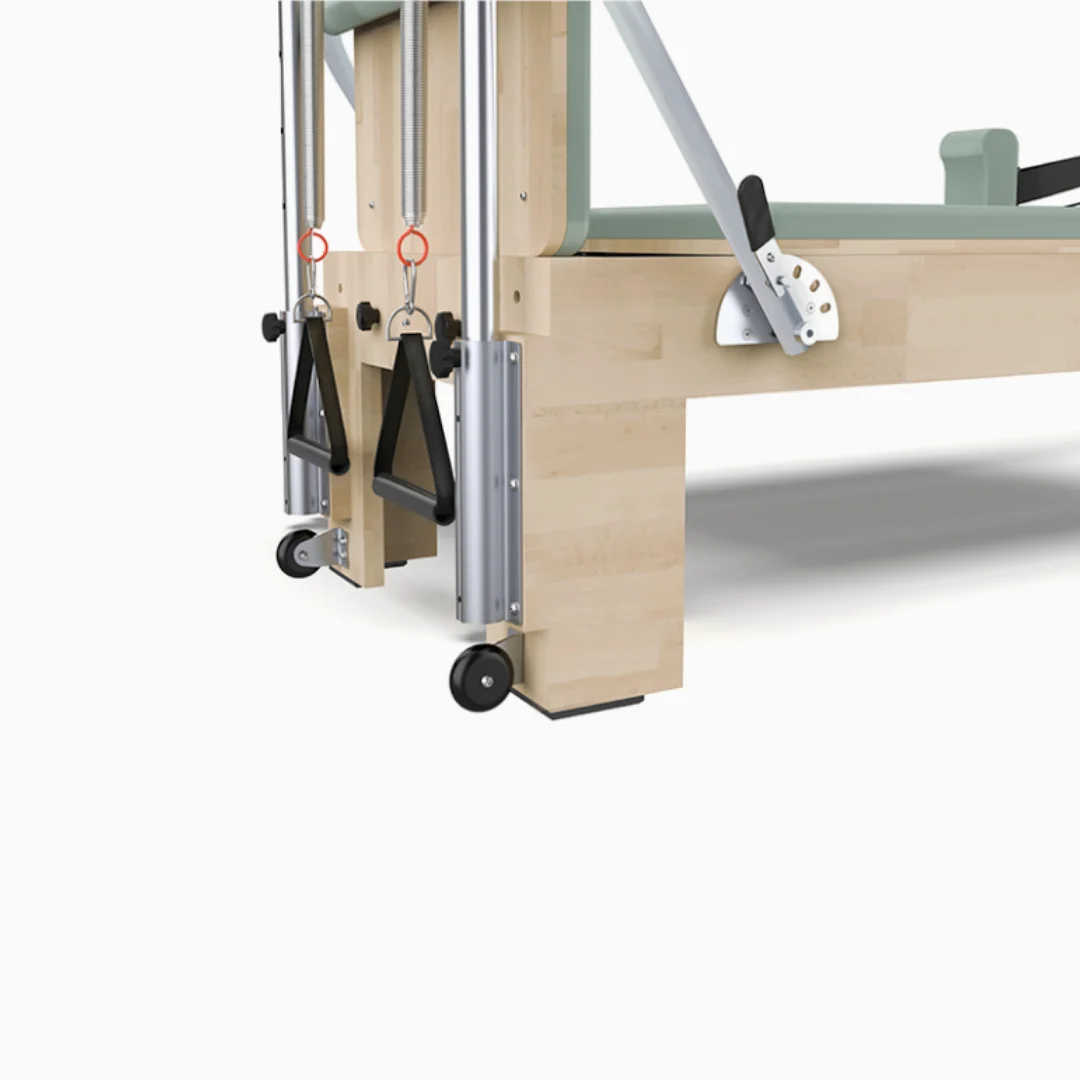 Toorx PTX 6000 Pilates Reformer – Cadillac reformer v studiu