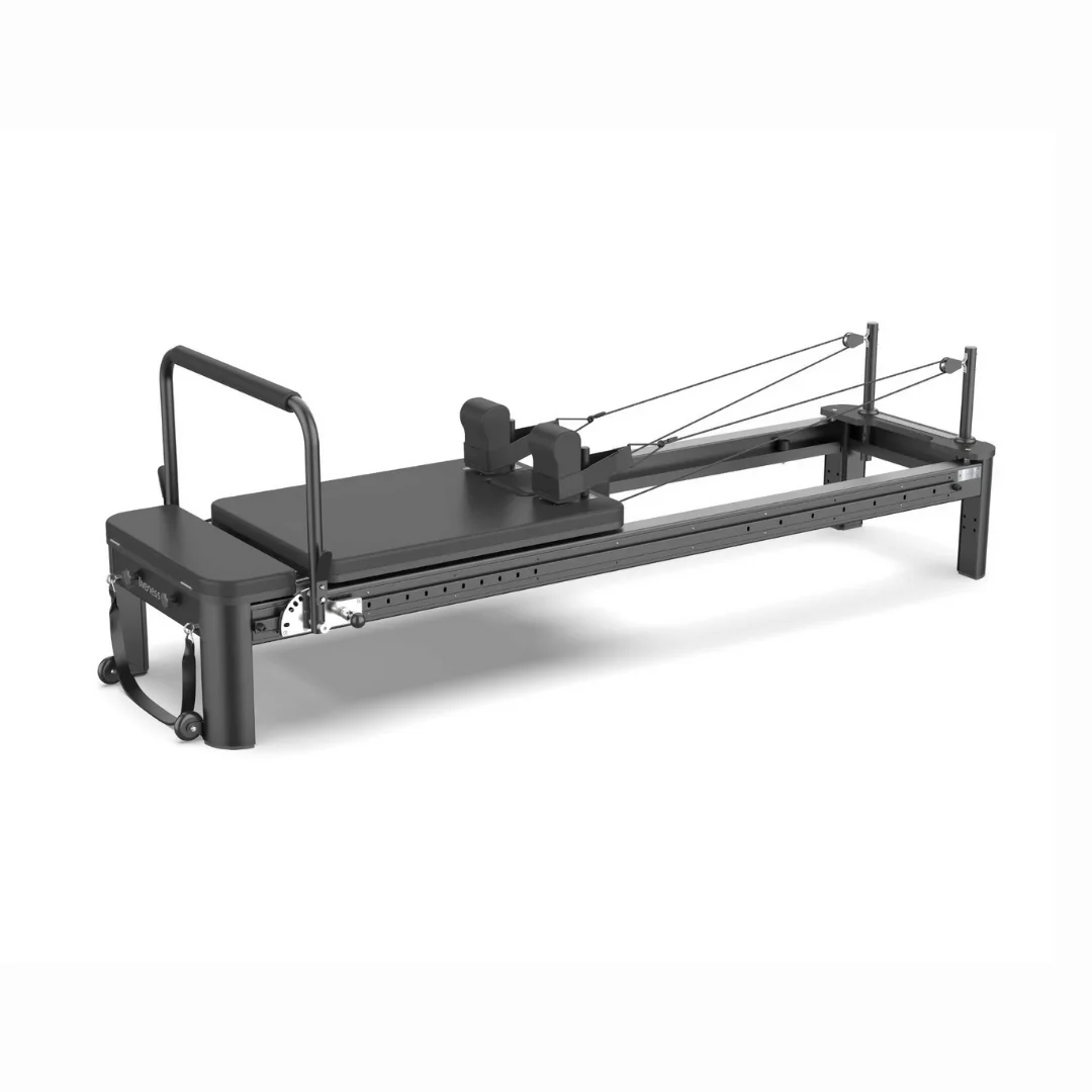 Toorx PTX 8000 Pilates Reformer – pilates reformer v studiu